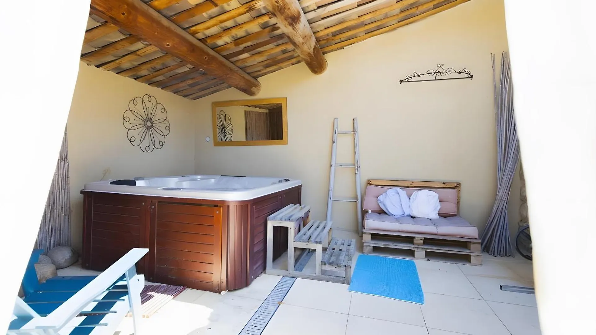 Chez Manon En Luberon Villa Lagnes Semesterbostad