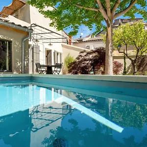  Hébergement de vacances La Fontaine Aux Fees